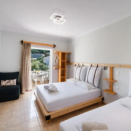Nikolas Aparthotel